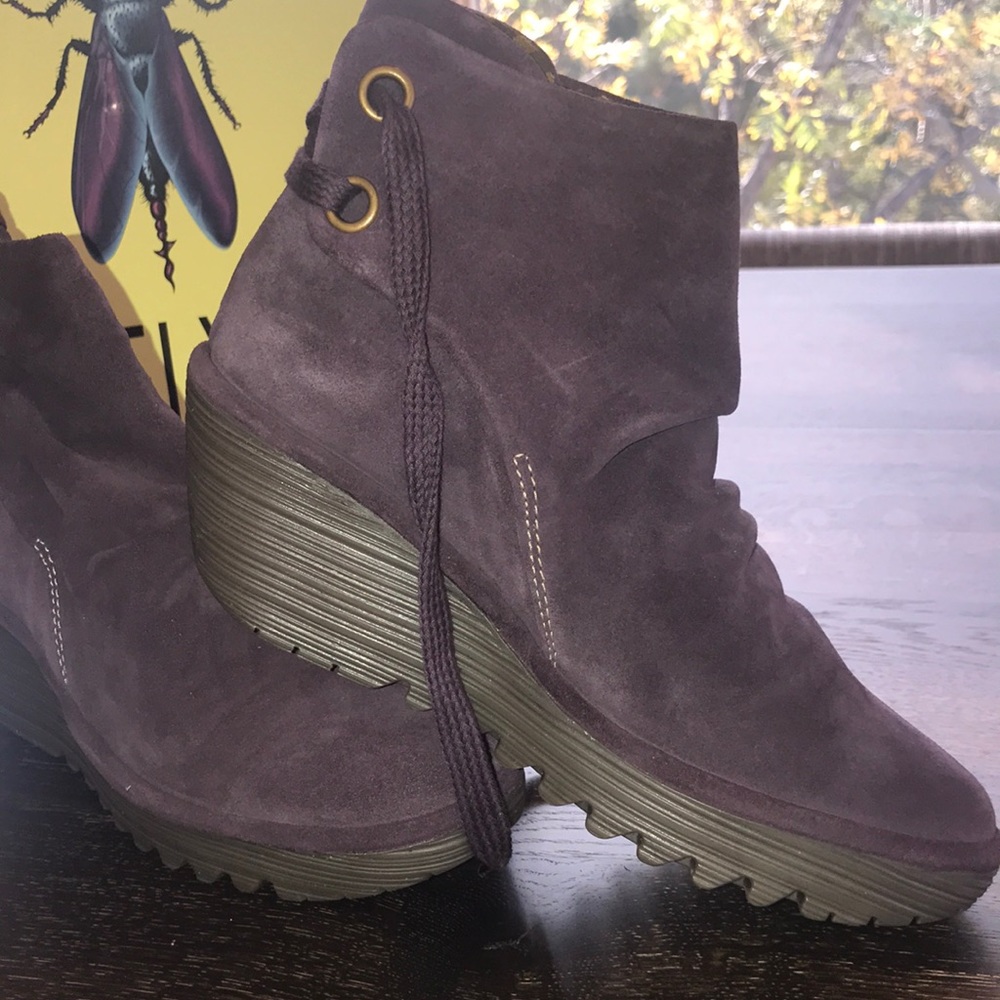 FLY LONDON Yama Purple Ankle Booties Sz 9💋